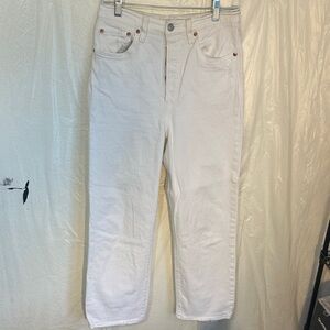 White Levi’s Jeans
